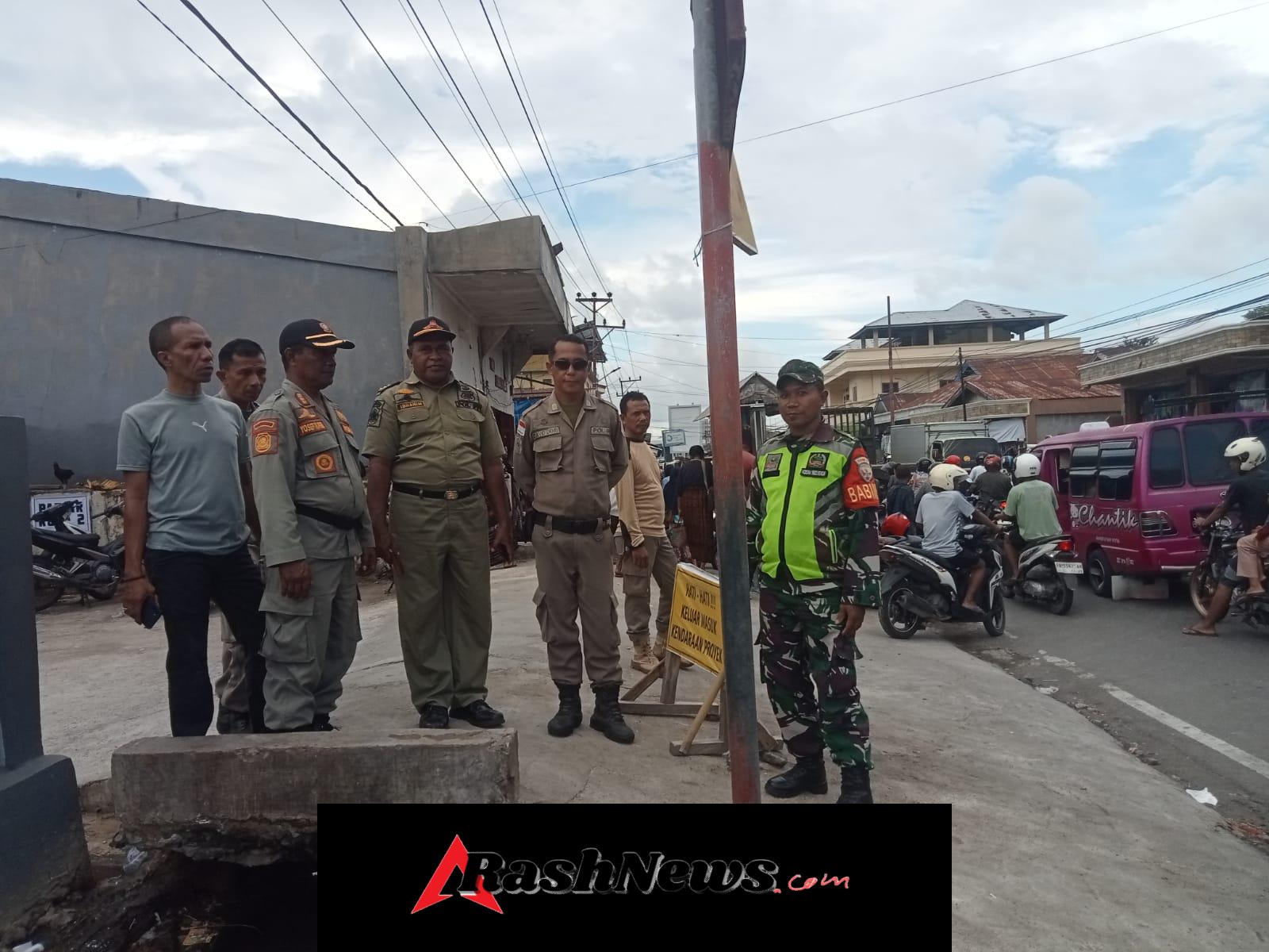 Keamanan Pasar Wolowona Terjaga, Babinsa Sertu Damianus Kerhi Berikan Imbauan Kamtibmas
