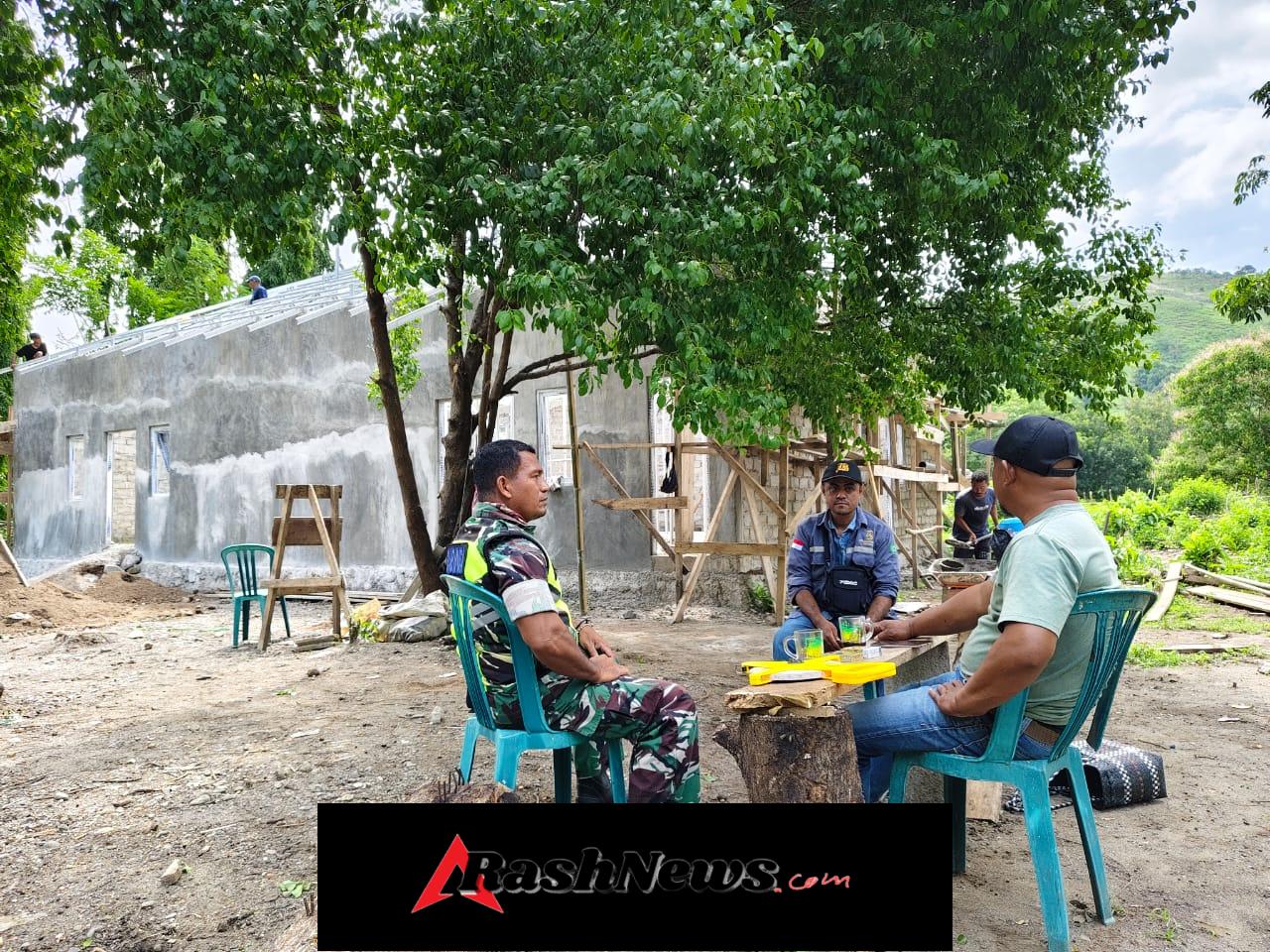 Sinergi TNI dan Masyarakat, Babinsa Gelar Pamwil dan Komsos di Desa Tou