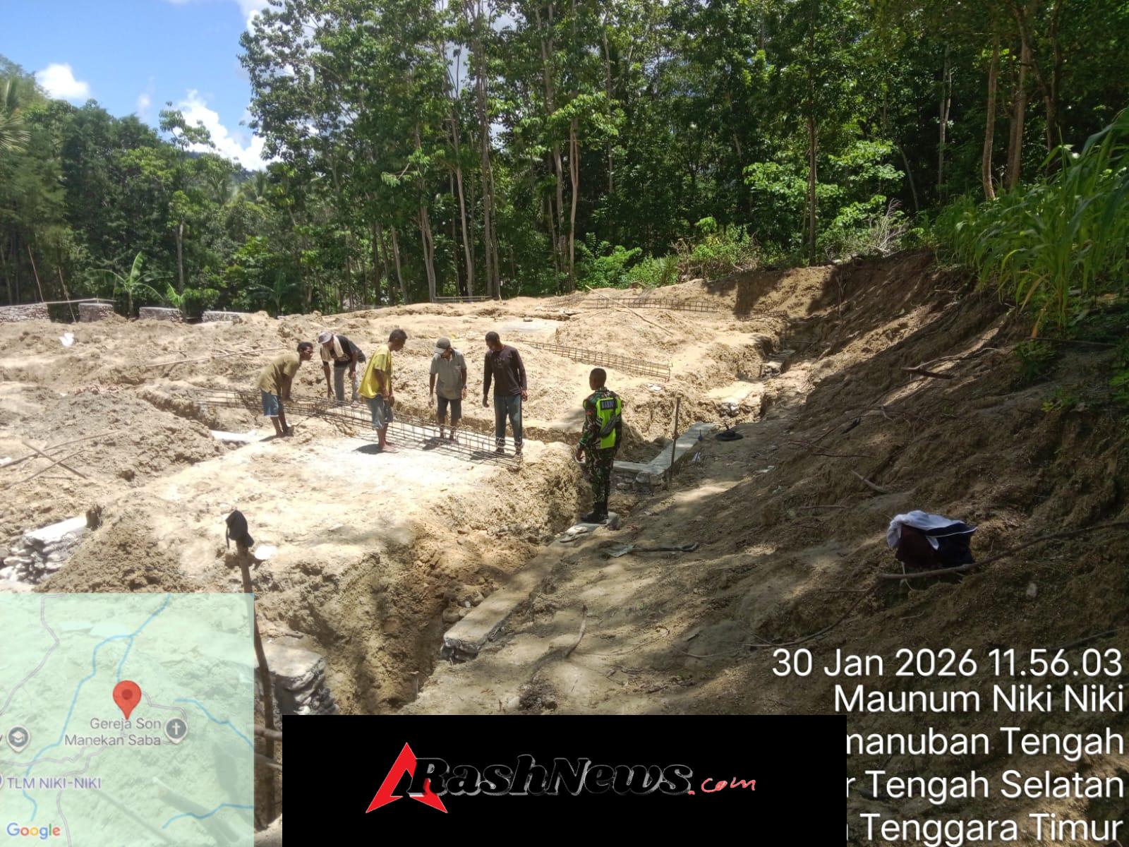 Pastikan Tepat Sasaran, Babinsa Koramil 1621-02 Awasi Pembangunan KDKMP.