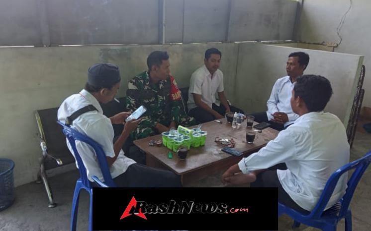 Perkuat Sinergi, Babinsa Kalijaga Tengah Ajak Perangkat Desa Waspada Informasi Hoaks