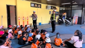 Ceria dan Edukatif, Polsanak Sat Lantas Polres Badung Bersama TK Sila Kumara