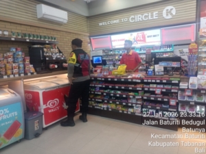 Patroli Jam Rawan Malam Hari Polsek Baturiti, Situasi Wilayah Tetap Aman dan Kondusif