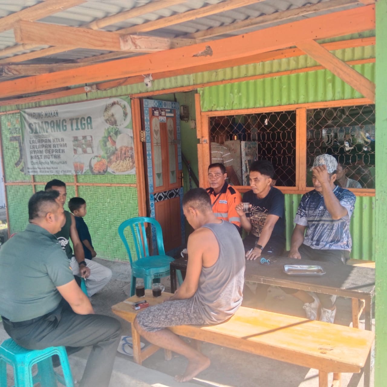 Jaga Lingkungan Bersih, Pesan Babinsa Rasabou kepada Warga Binaan