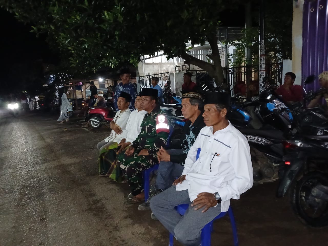 Sinergi Babinsa dan Pemerintah Desa Daha Wujudkan Kamtibmas