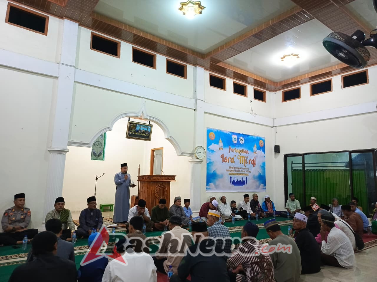 Sertu Ahmad Yani, Koramil 1628-02/Sekongkang Hadiri dan Kawal Peringatan Isra Mi’raj Nabi Muhammad SAW