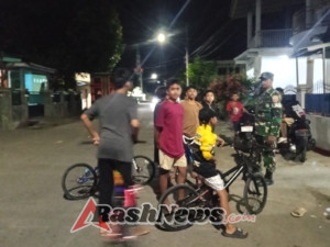TNI Hadir di Tengah Masyarakat, Koramil Jereweh Intensifkan Patroli Malam