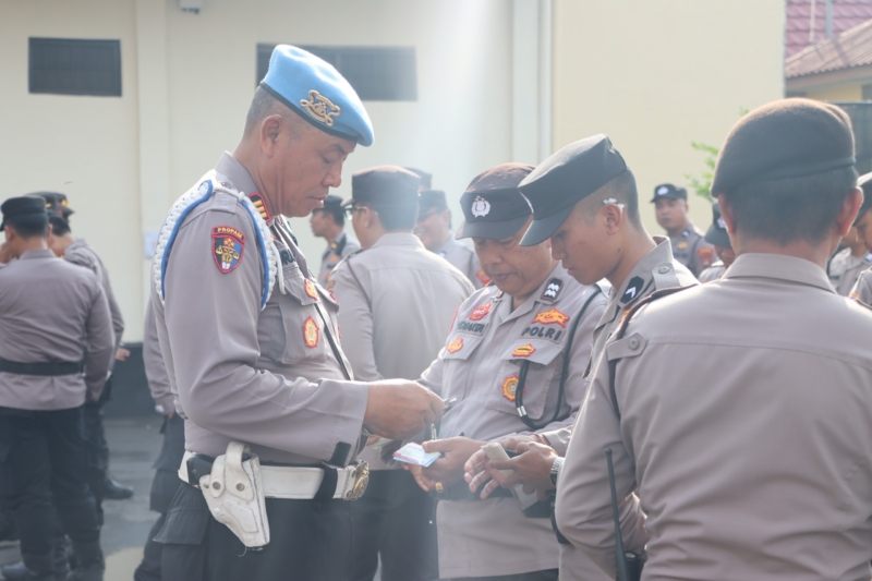 Tingkatkan Kedisiplinan Personel, Propam Polres Karangasem Gelar Ops Gaktibplin Pasca Apel Pagi