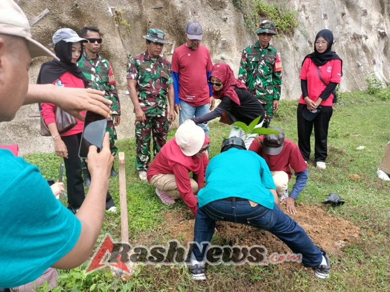 TNI, Pemda dan A87 Bersinergi Laksanakan Penanaman Pohon di Brang Ene