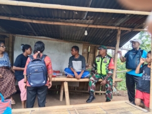 Situasi Aman dan Kondusif, Babinsa Pantau Keamanan Wilayah Desa Nida