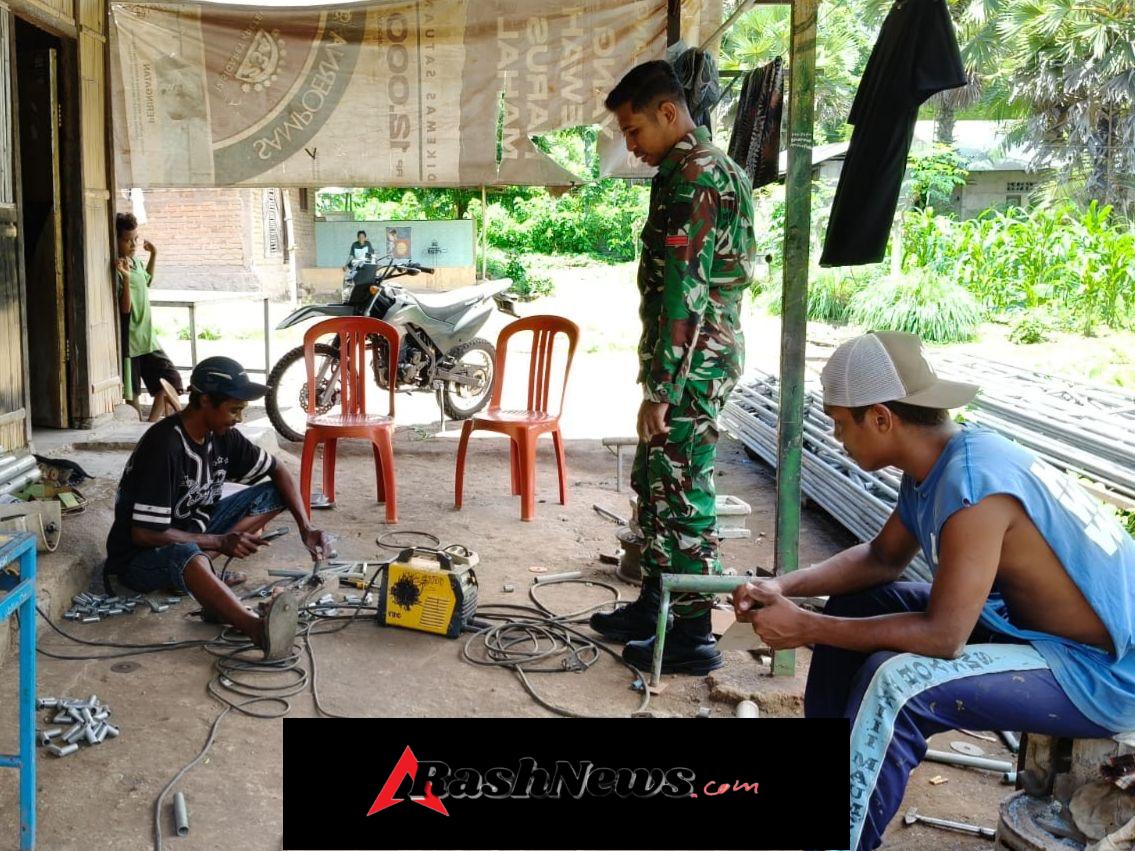 Komsos Babinsa Koramil Bola, Wujud Kepedulian TNI Terhadap Warga Binaan