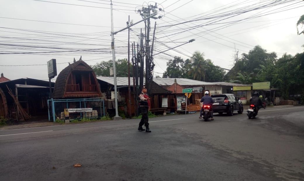 Pelayanan Prima Kepolisian, Pengaturan Lalu Lintas Sore Hari Di Akhir Pekan Tetap Dilaksanakan