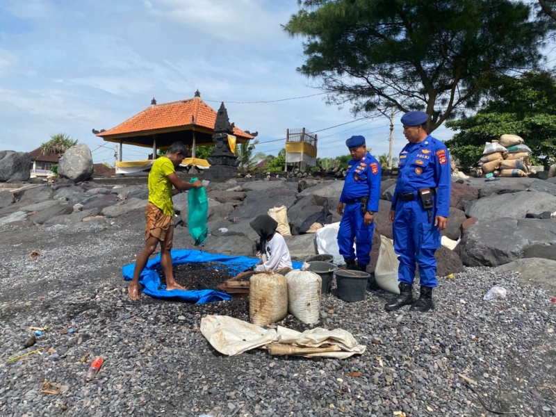 Patroli Rutin Sat Polairud Polres Gianyar di Pesisir Pantai Masceti, Jaga Kamtibmas dan Keselamatan Masyarakat