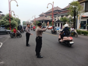 Polres Gianyar Laksanakan Pengaturan Pagi, Wujudkan Pelayanan Prima kepada Masyarakat