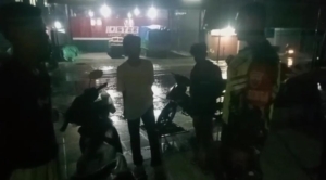 ‎Patroli Rutin Babinsa Sukarema Upaya Menekan Kenakalan Remaja