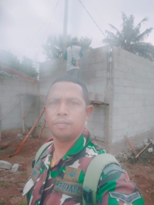 Babinsa Turut Jaga Transparansi Koperasi Merah Putih di Desa Dasan Anyar