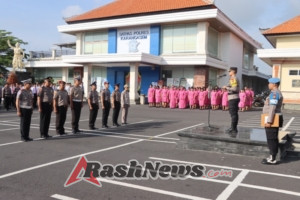 Pimpin Upacara Kenaikan Pangkat 81 Personel, Kapolres Karangasem: Pangkat Adalah Akumulasi Perjuangan dan Prestasi