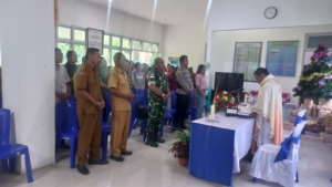 Danramil 1618-01/Miotim Bangun Kebersamaan pada Kegiatan Natal dan Tahun Baru Puskesmas Bitefa