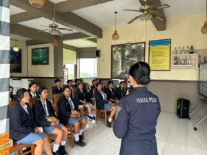 Polres Gianyar Bekali Pelajar SMK PGRI 2 Literasi Digital dan Etika Bermedsos