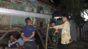 Cegah Kenakalan Remaja, Babinsa Koramil Dompu Gelar Patroli Malam