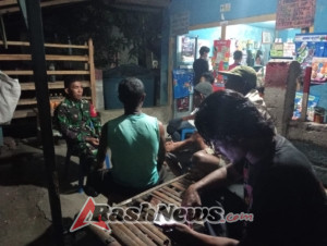 Babinsa Koramil Hu’u Tingkatkan Komunikasi Sosial dengan Warga Dusun Sigi