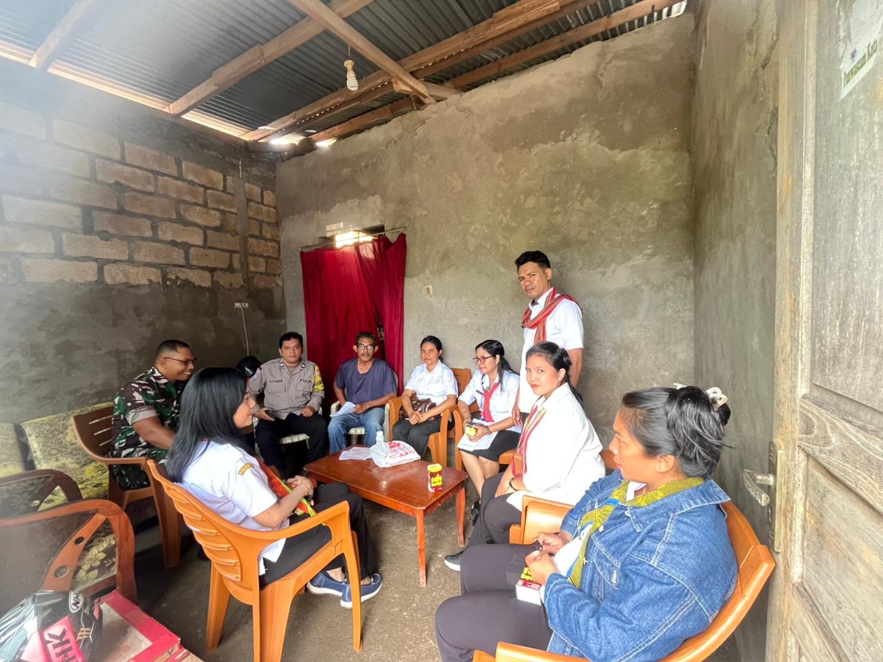 Babinsa dan Bhabinkamtibmas Turun Langsung Sosialisasi Pajak Warga