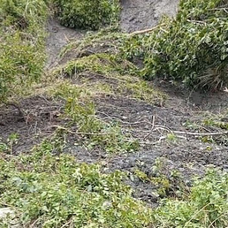 Serka Laudowik P. Hurek Lakukan Komsos dan Pemantauan Longsor di Tedamude