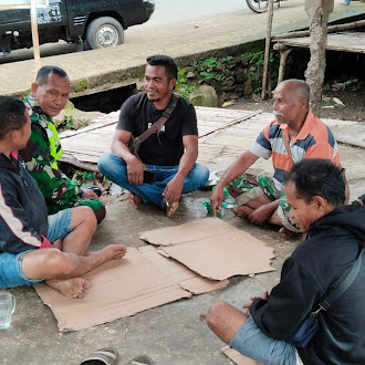 Waspadai Cuaca Ekstrem, Babinsa Koramil Detusoko Imbau Warga Desa Wologai