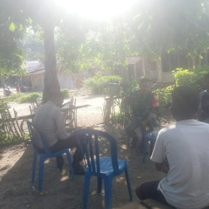 Ciptakan Wilayah Aman, Babinsa Koramil 1602-04/Maurole Gelar Pamwil di Desa Watukamba