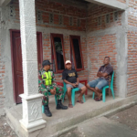 Babinsa Hadir di Tengah Masyarakat, Jaga Keamanan Wilayah Desa Natatoo