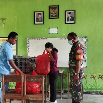 Sinergi Babinsa dan BGN RI, Pemberian Makan Bergizi Gratis Sukses di Rote Timur