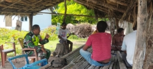 Babinsa Koramil 1618-03/Insut Dorong Kesadaran Keselamatan di Desa Humusu Wini