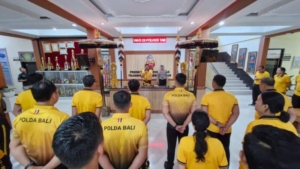 Waka Polres Tabanan Pimpin Apel Pagi, Dilanjutkan Kurve Ciptakan Lingkungan Kerja Bersih dan Disiplin