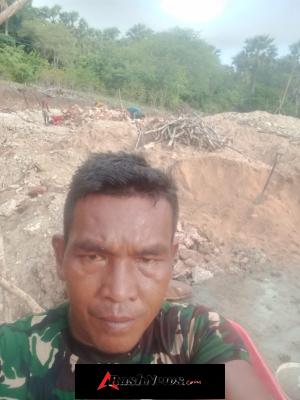 Babinsa Laksanakan Monitoring dan Pendampingan Konstruksi KDKMP di Baadale