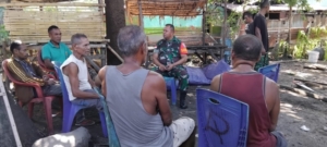 Babinsa Pulau Pura Sampaikan Himbauan Pengawasan Anak dan Keamanan Lingkungan