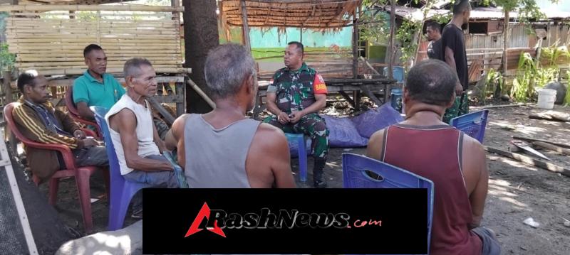Babinsa Pulau Pura Sampaikan Himbauan Pengawasan Anak dan Keamanan Lingkungan
