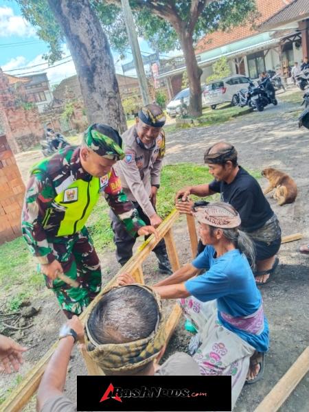 Sinergi Bhabinkamtibmas, Babinsa dan Linmas Amankan Prosesi Pemandian Jenazah di Kesiman