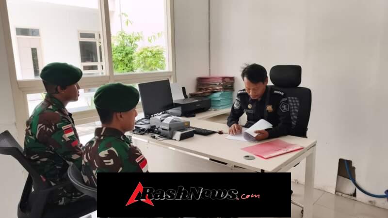 Deportasi WNA, Wujud Tegakkan Aturan Satgas Pamtas Yonarhanud 2 Kostrad Dengan PLBN Wini