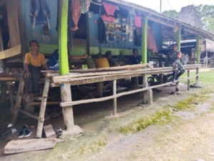 Ciptakan Wilayah Kondusif, Babinsa Aktif Laksanakan Komsos di Desa Binaan