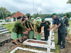 Peringati HUT Korem 161/Ws Ke-65 Tahun 2026, Kodim Belu Ziarah Ke TMP Seroja Haliwen