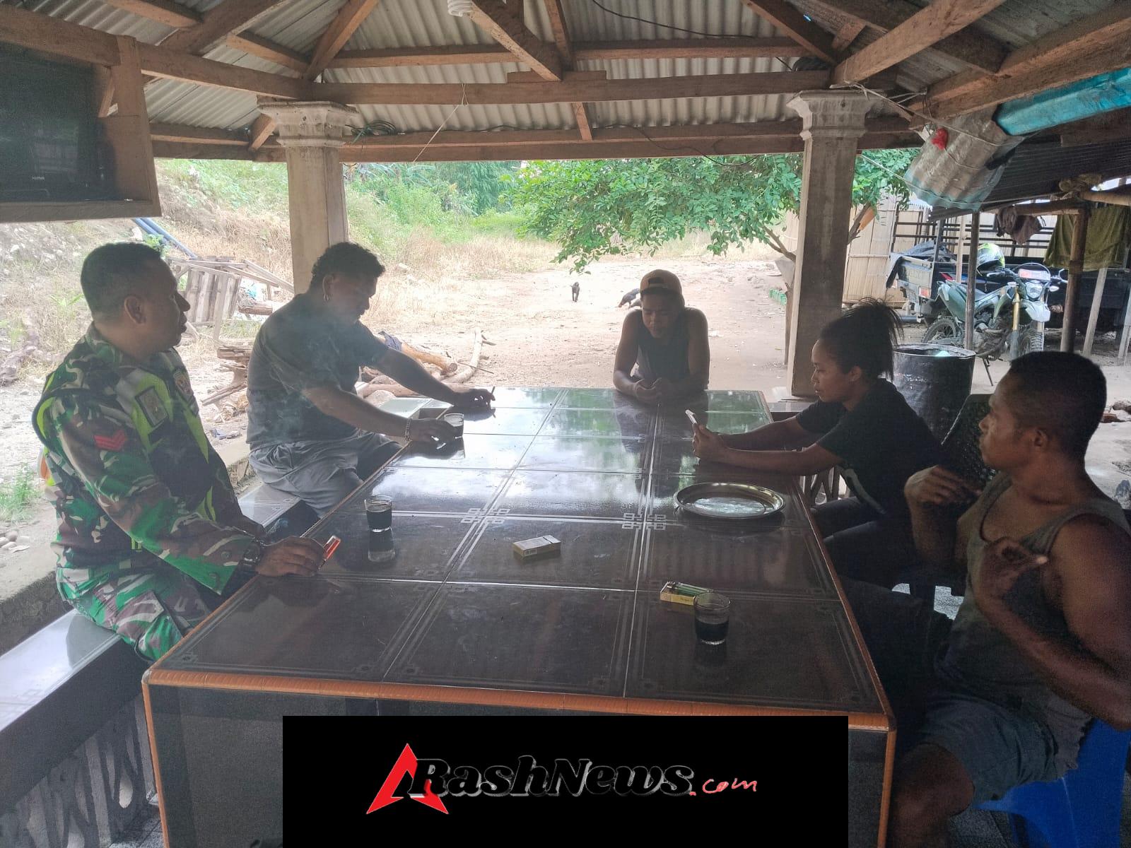 Kehadiran Babinsa di Tengah Warga Desa Tou Barat Ciptakan Suasana Aman dan Kondusif