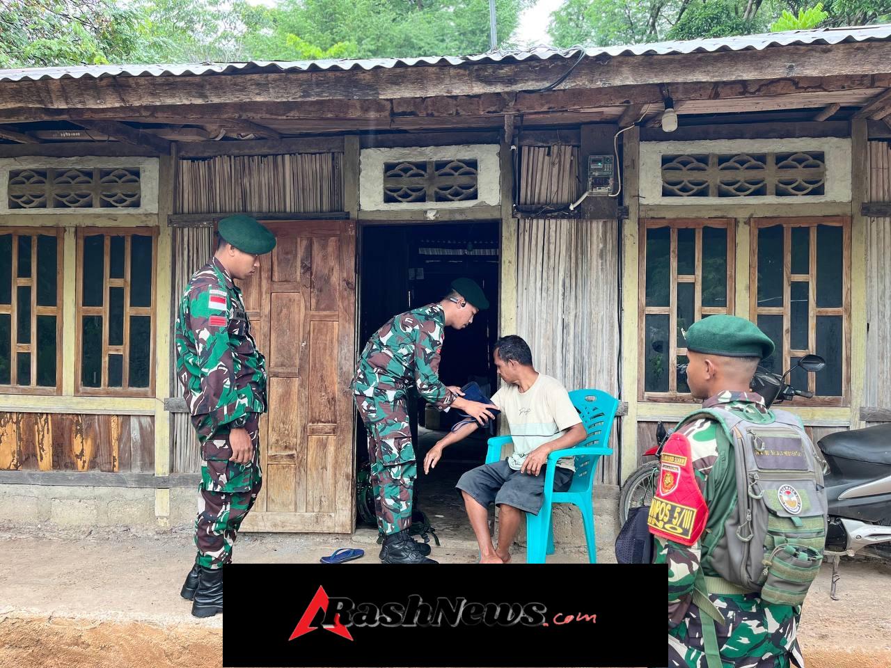 Satgas Pamtas Yonarhanud 2 Kostrad Berikan Layanan Kesehatan Keliling