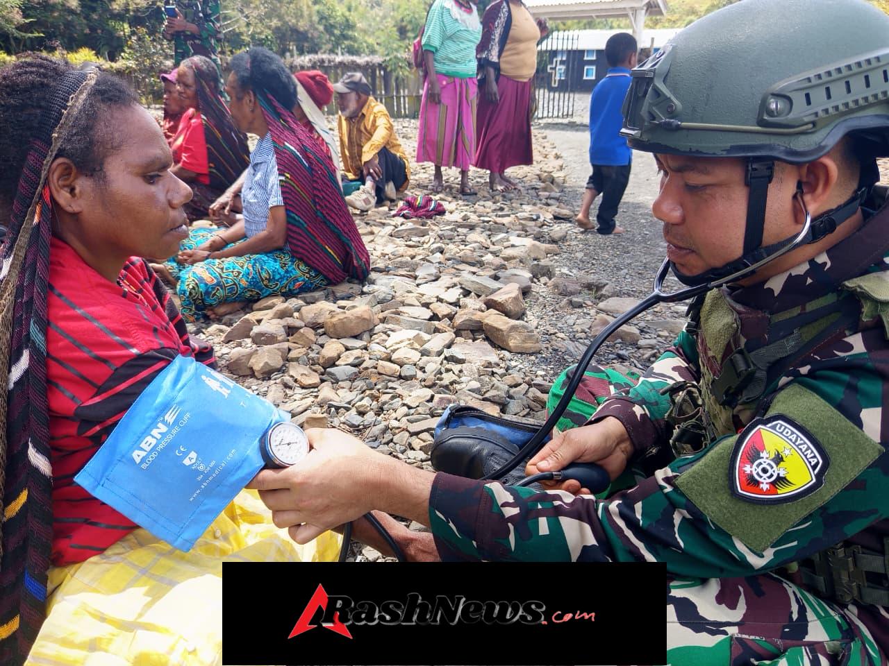 Free Medical Care Satgas Yonif 743/PSY Dukung Kesehatan Masyarakat Papua