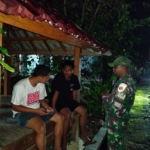 TNI Hadir di Tengah Masyarakat, Patroli Malam Jereweh Berjalan Aman