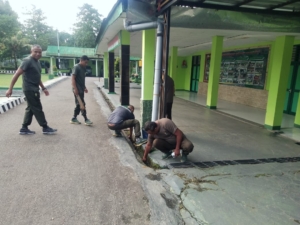 Dukung Kesehatan Bersama, Makodim 1618/TTU Gelar Pembersihan Rutin