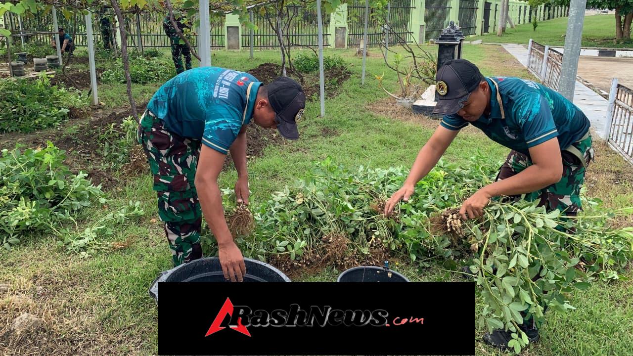 Yonarmed 12 Kostrad Wujudkan Ketahanan Pangan Bersama Warga Desa Binaan