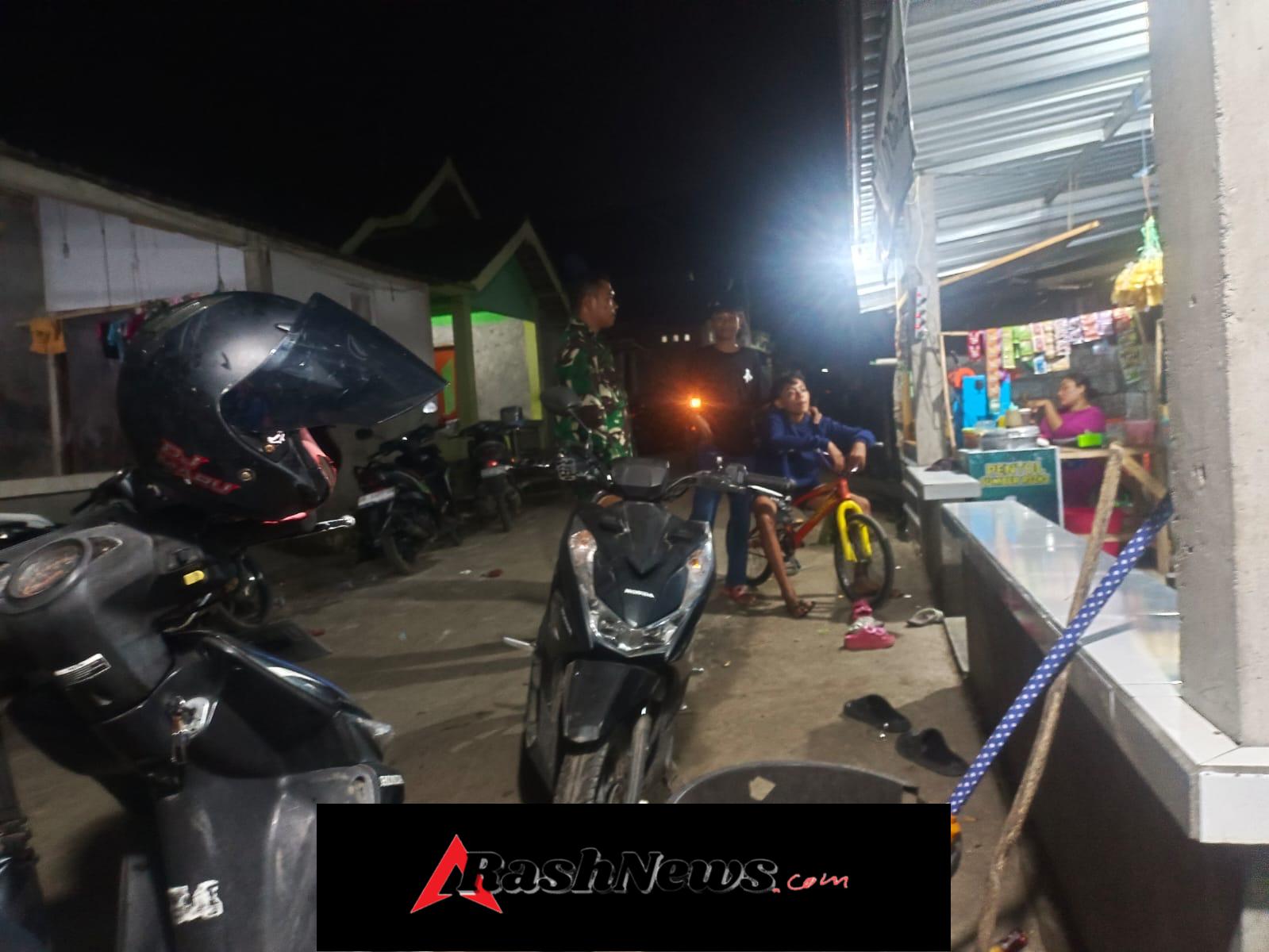 Babinsa Patroli di Desa Poto Tano, Masyarakat Dihimbau Jaga Ketertiban