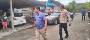 Polsek Sukawati Turun Tangan Evakuasi Tiga Buruh Tertimbun Longsor di Tegenungan, Satu Korban Meninggal Dunia