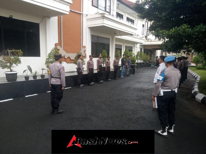 Anggota Lantas Polres Karangasem Laksanakan Serah Terima Tugas Jaga