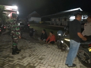 Koramil Sekongkang Rutin Laksanakan Patroli Demi Ciptakan Rasa Aman