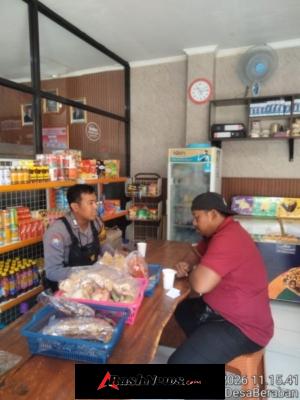 Bhabinkamtibmas Desa Beraban Melaksanakan Sambang Kepada I Nengah Mahardika